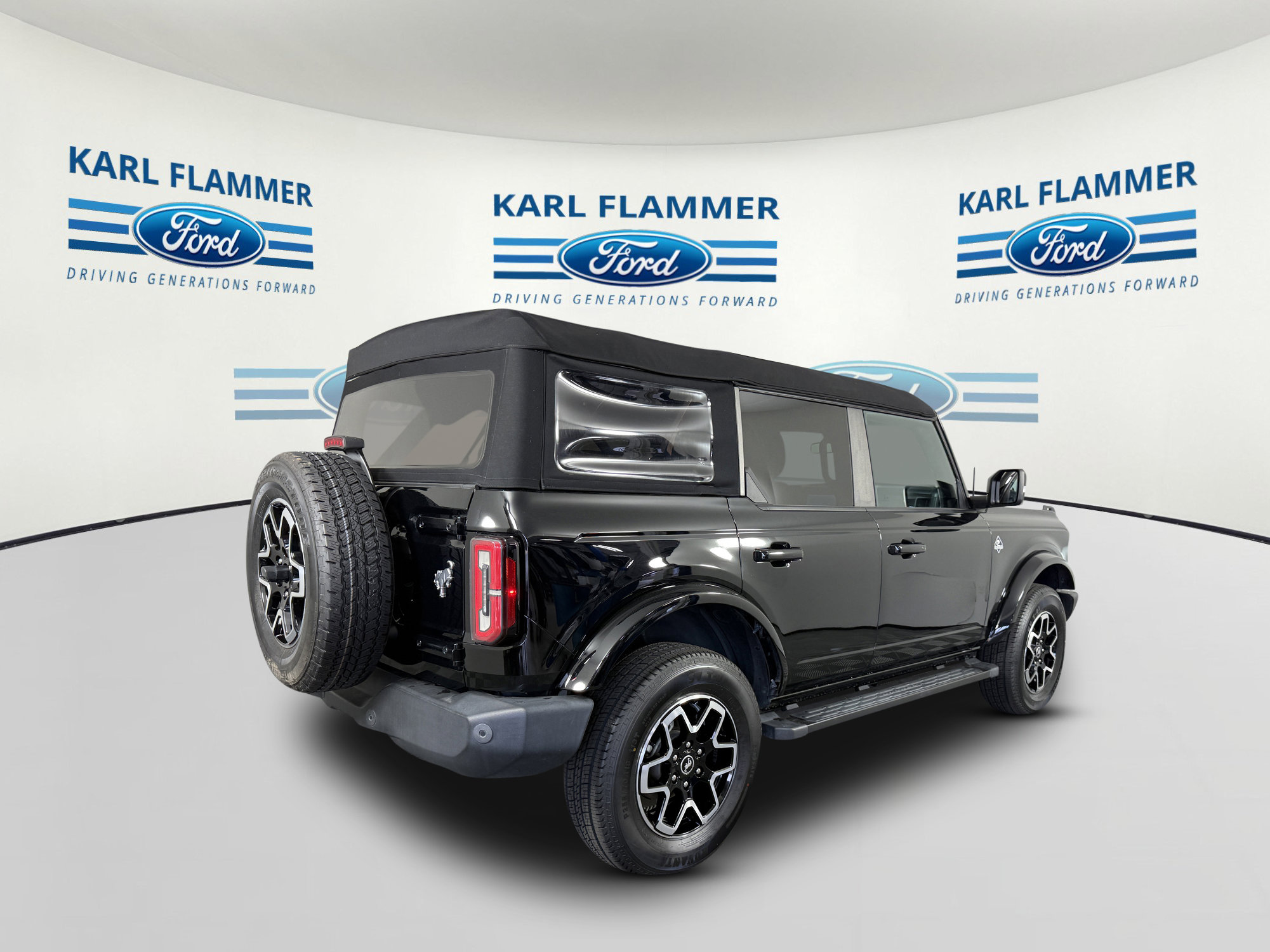 Certified 2023 Ford Bronco Outer Banks AWD/4WD image 3