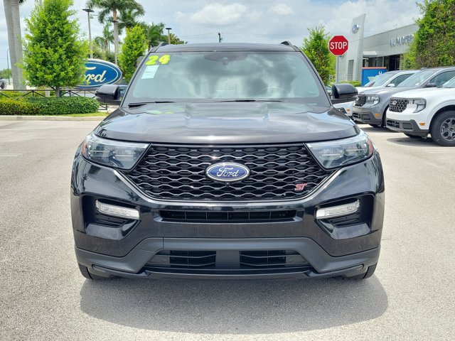 Certified 2024 Ford Explorer ST w/ Equipment Group 401A AWD/4WD image 2