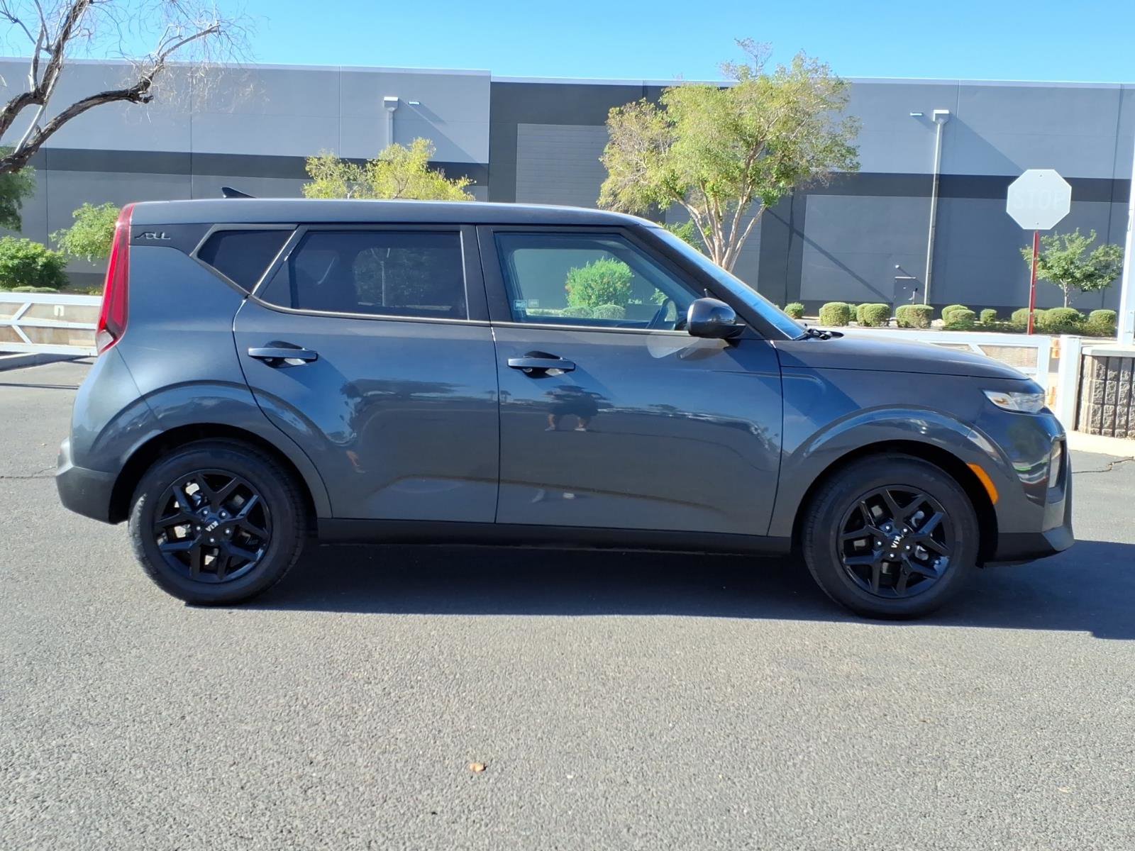 Used 2021 Kia Soul S FWD image 6