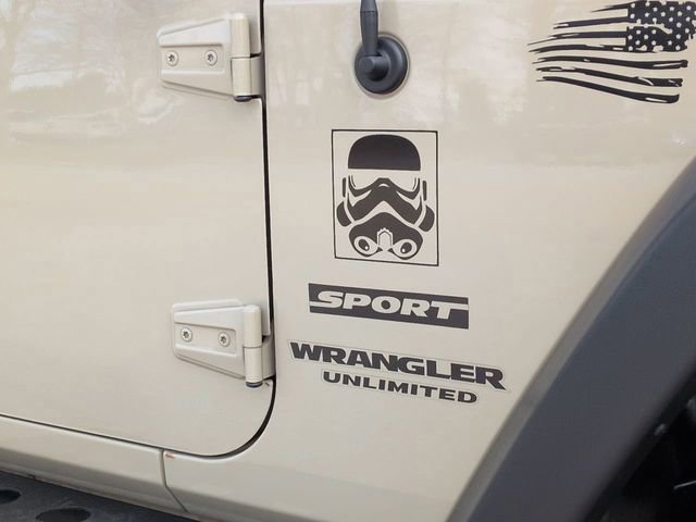 Used 2017 Jeep Wrangler Unlimited Sport w/ Connectivity Group image 13