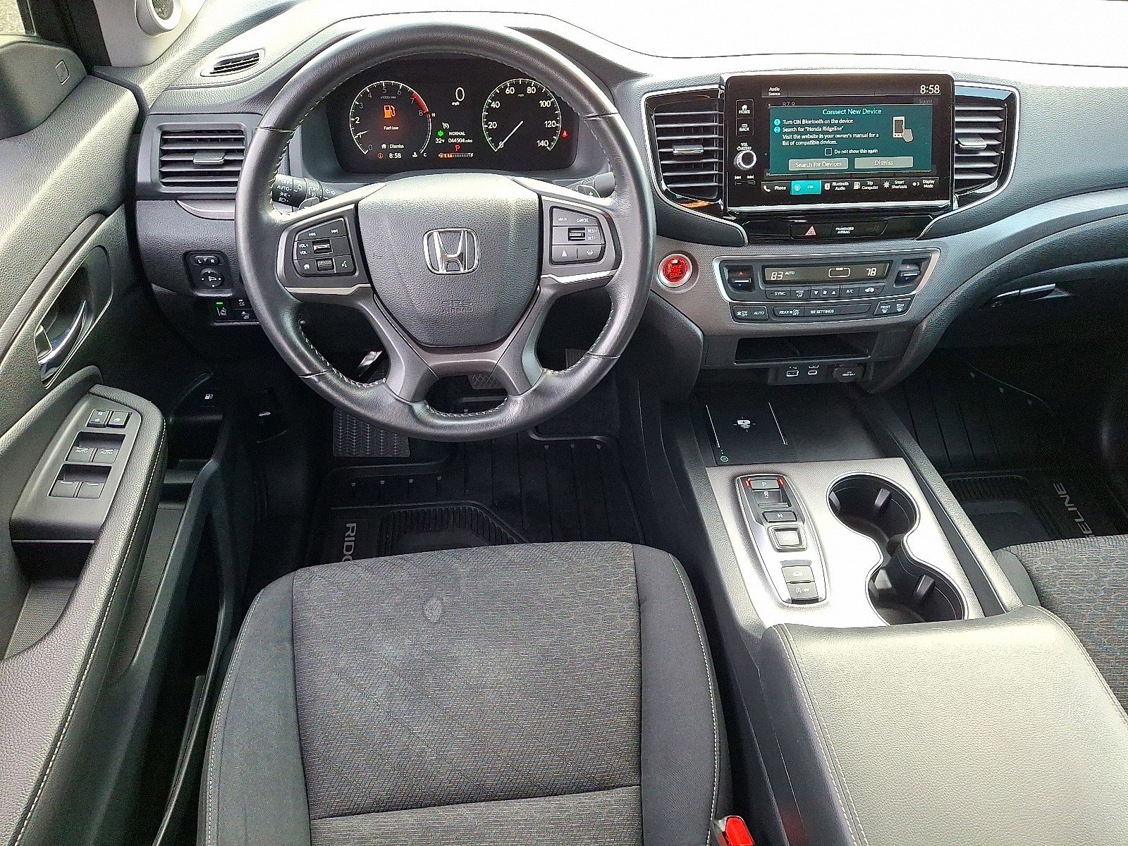 Used 2024 Honda Ridgeline Sport image 11