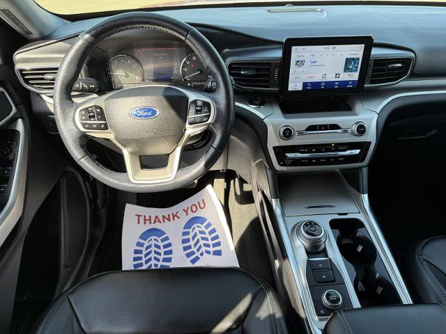 Certified 2022 Ford Explorer XLT w/ Equipment Group 202A image 28