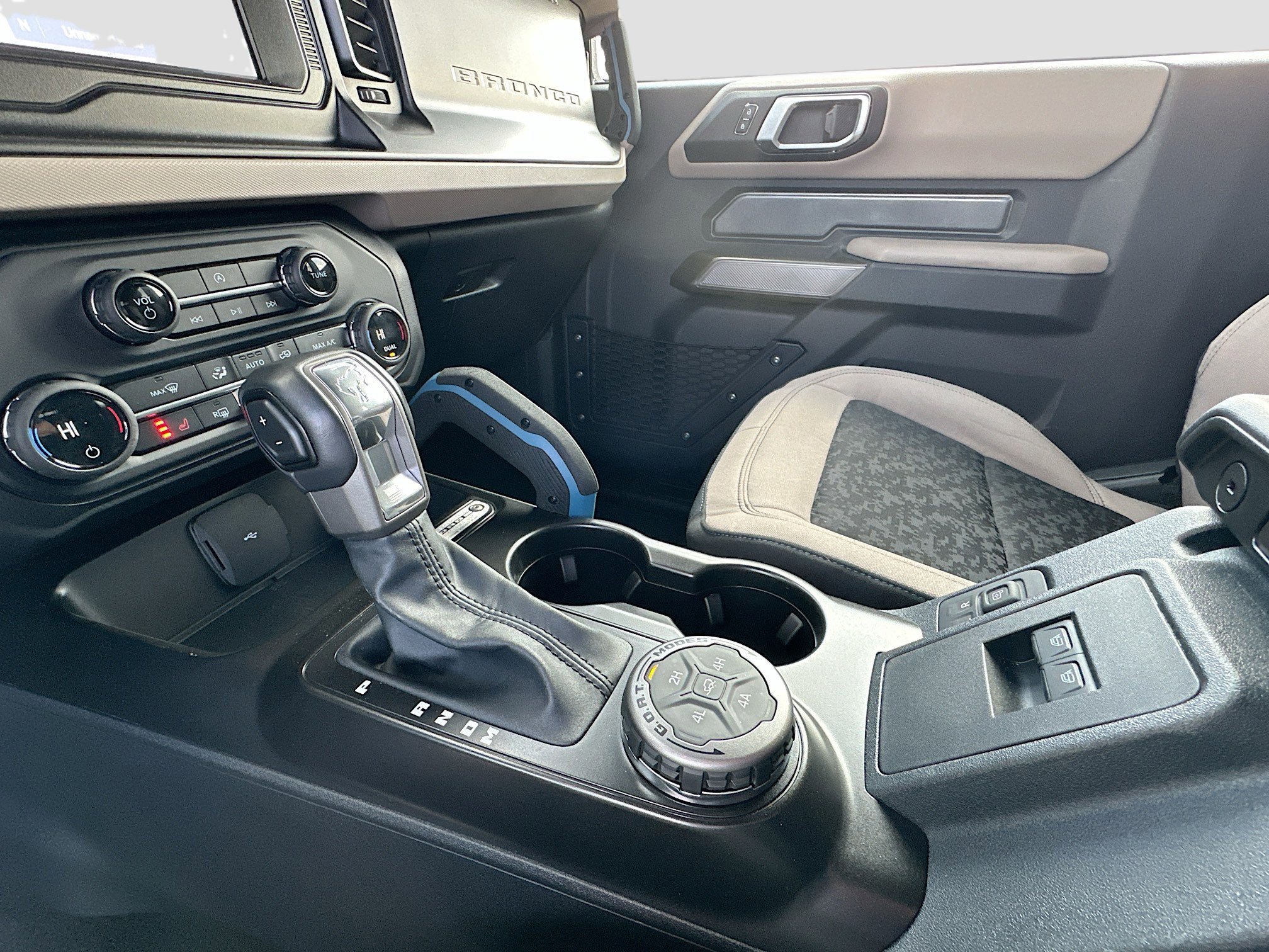 Certified 2021 Ford Bronco Wildtrak image 17