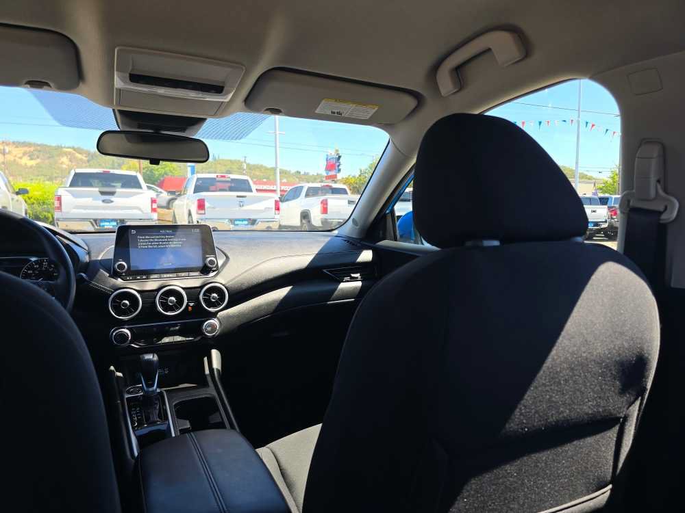 Used 2024 Nissan Sentra SV FWD image 14