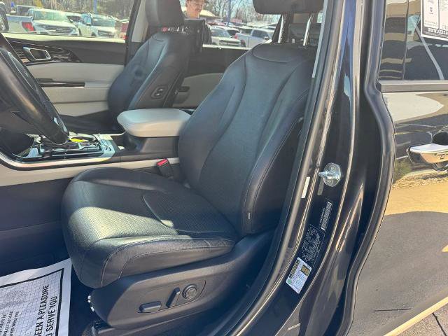 Used 2022 Kia Carnival SX Prestige image 13