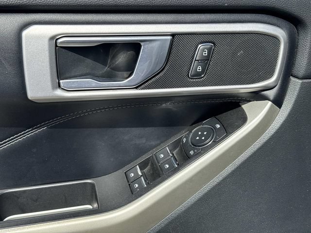 Certified 2021 Ford Explorer XLT RWD image 20