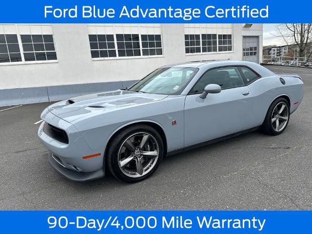 Used 2022 Dodge Challenger R/T Scat Pack w/ Dynamics Package RWD image 3