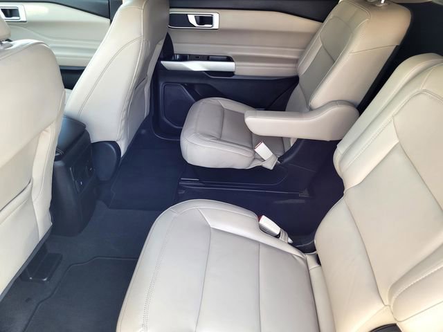 Certified 2022 Ford Explorer XLT w/ Equipment Group 202A image 12