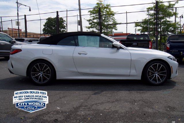 Used 2025 BMW 430i Convertible w/ Premium Package RWD image 3