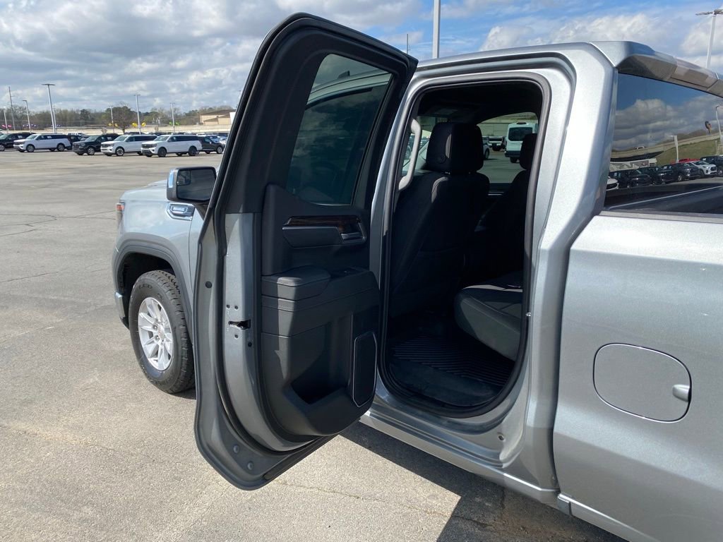 Used 2023 GMC Sierra 1500 SLE AWD/4WD image 26