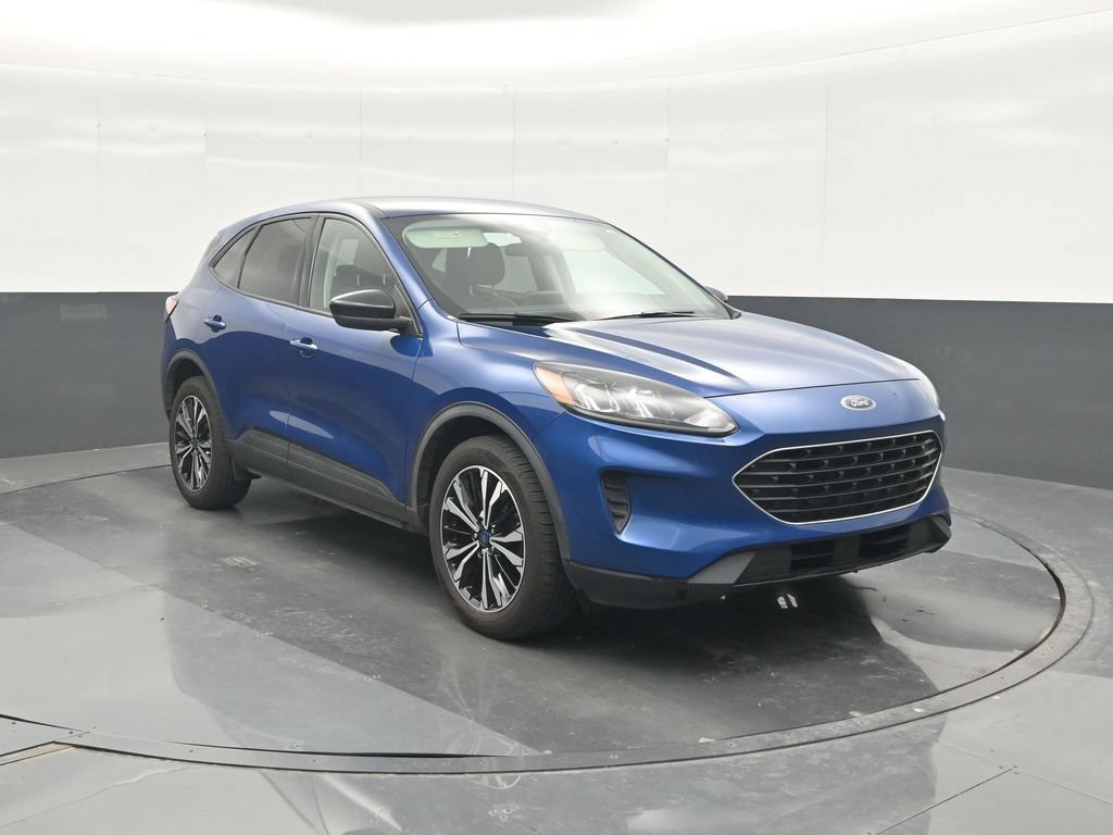 Certified 2022 Ford Escape SE w/ SE Sport Appearance Package AWD/4WD image 8