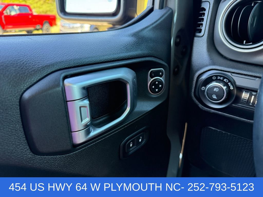 Used 2020 Jeep Gladiator Sport w/ Quick Order Package 24S AWD/4WD image 25