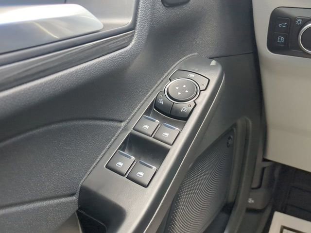 Certified 2025 Ford Escape SE w/ PHEV Premium Package FWD image 28