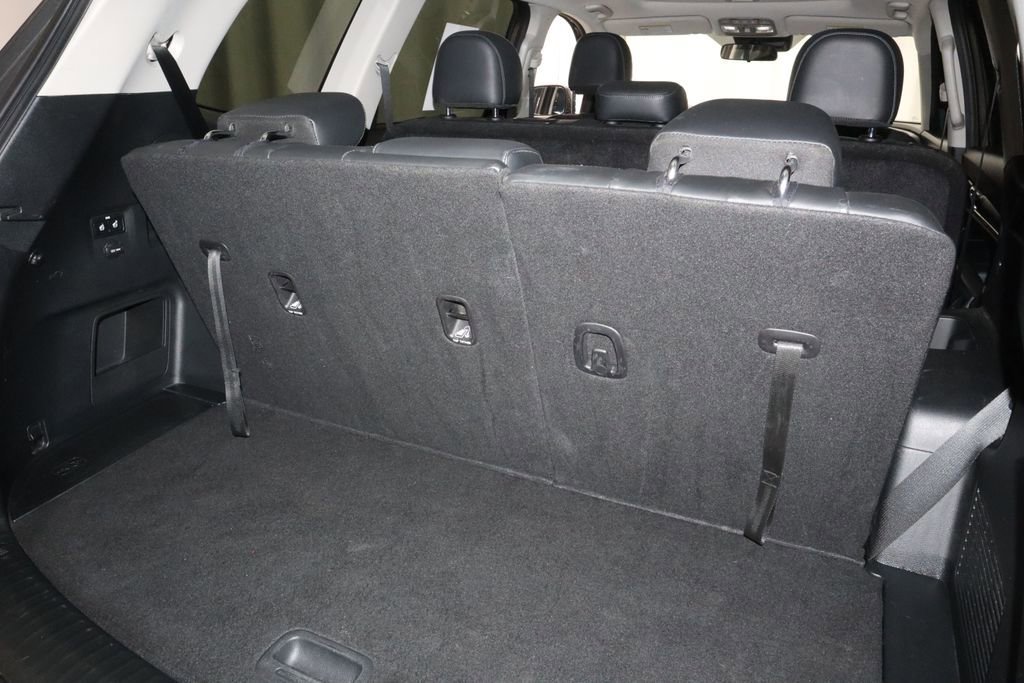 Used 2020 Kia Telluride S w/ S 8 Passenger Seating Package image 16