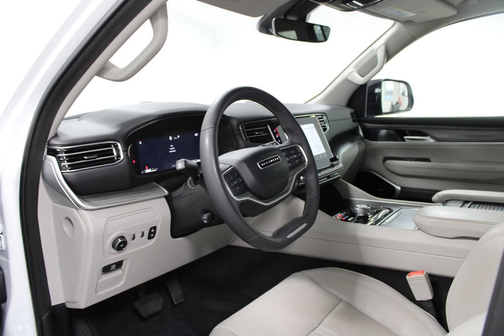 Used 2024 Jeep Wagoneer Series II image 24