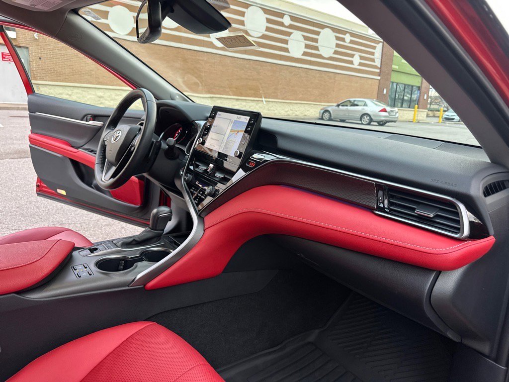 Used 2021 Toyota Camry XSE image 29