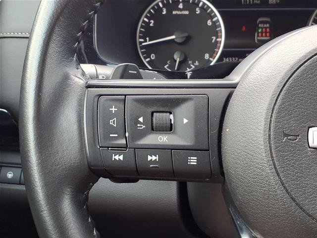 Used 2025 Nissan Pathfinder SV AWD/4WD image 12
