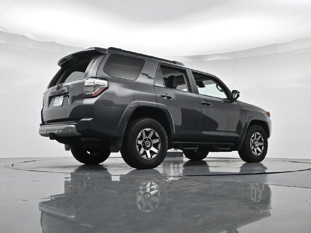 Used 2023 Toyota 4Runner TRD Off-Road Premium w/ Off Road Premium Plus Package AWD/4WD image 39