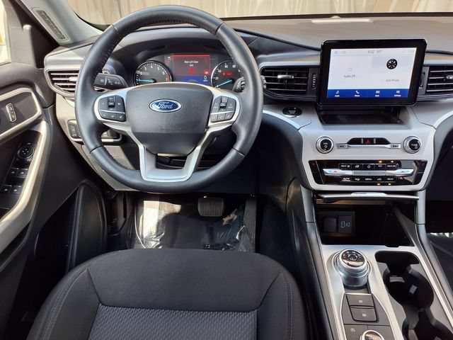 Certified 2024 Ford Explorer XLT AWD/4WD image 6