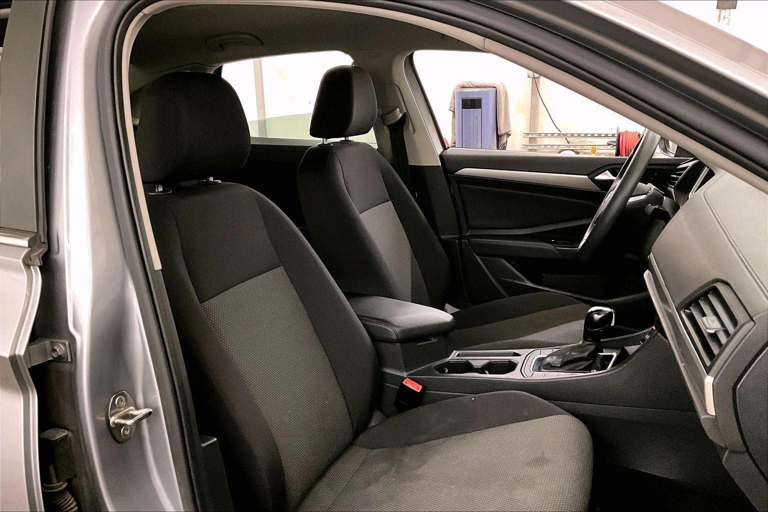 Used 2021 Volkswagen Jetta S image 7