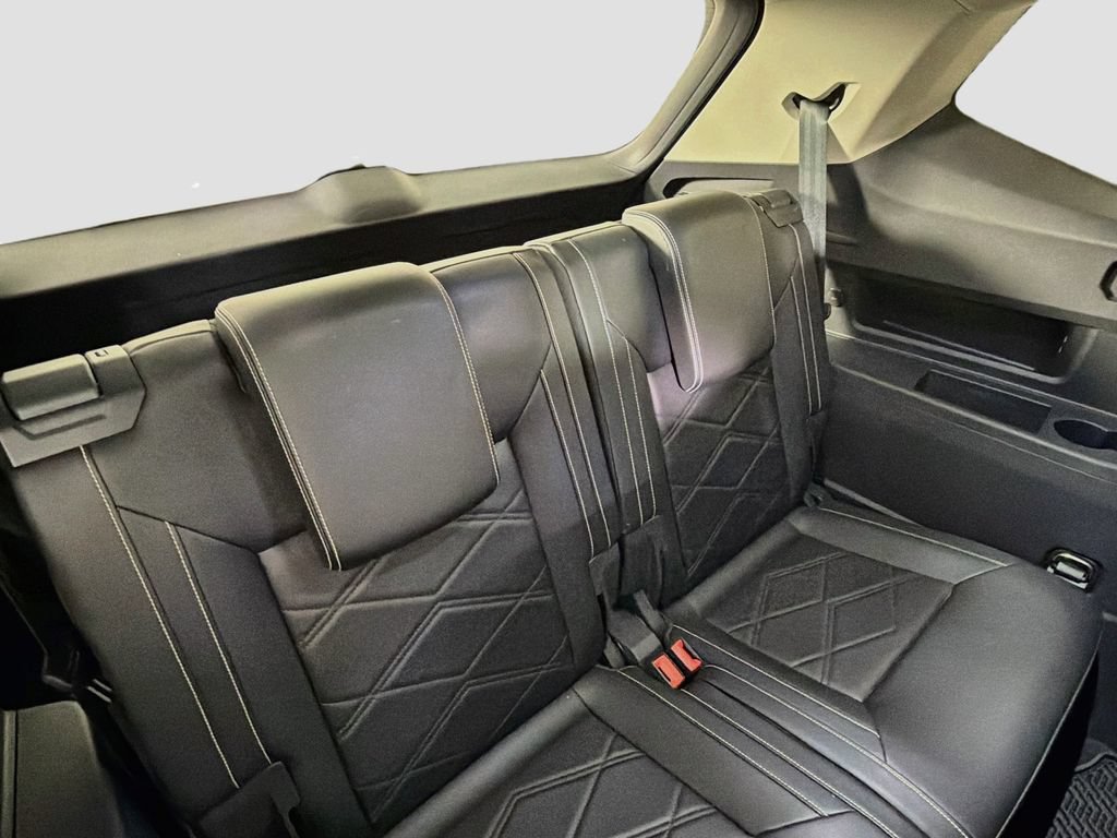 Used 2024 Volkswagen Atlas SE FWD image 28