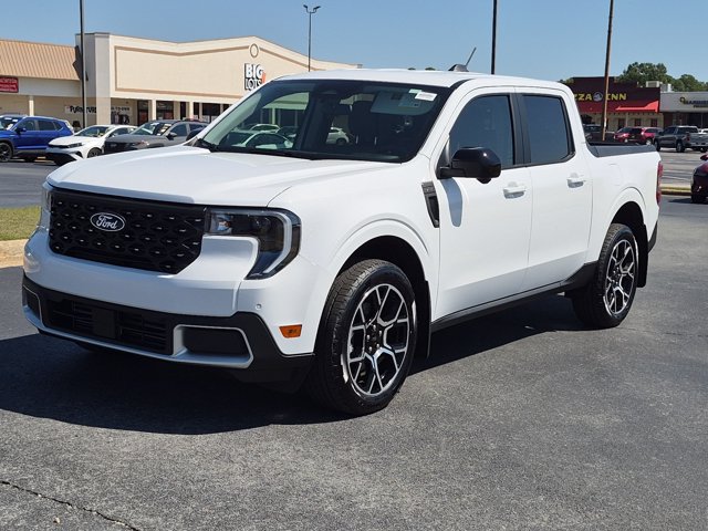 Certified 2025 Ford Maverick Lariat w/ 4K Tow Package AWD/4WD image 8