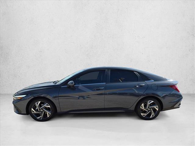 Used 2024 Hyundai Elantra Limited FWD image 9