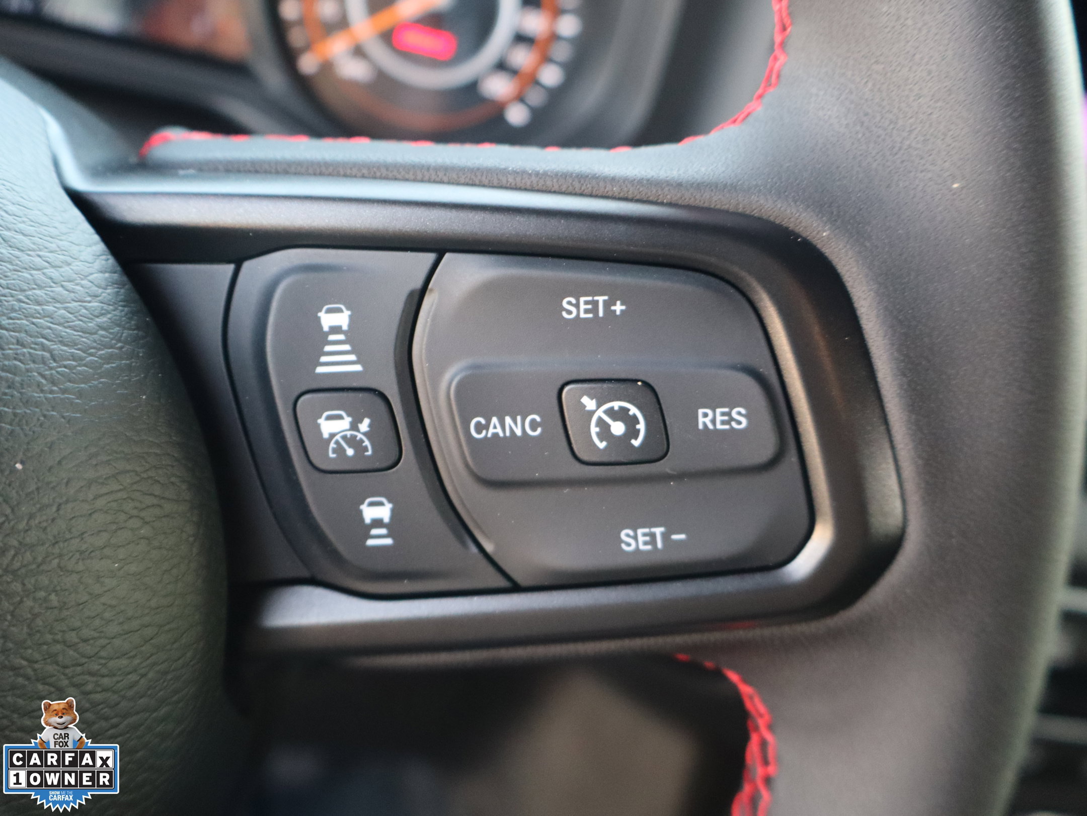 Used 2024 Jeep Wrangler Unlimited Rubicon w/ Convenience Group AWD/4WD image 17