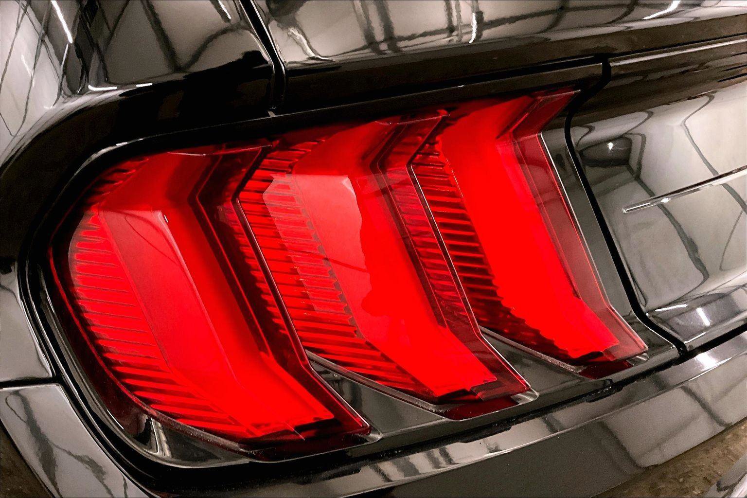 Certified 2019 Ford Mustang Coupe w/ Black Accent Package image 28