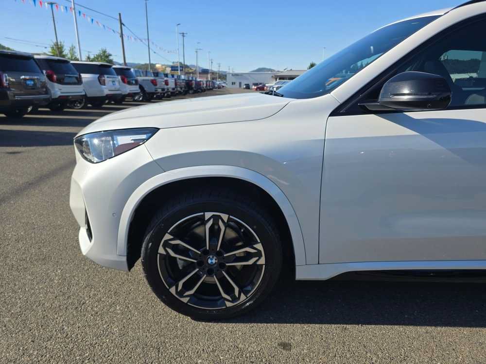 Used 2023 BMW X1 xDrive28i w/ Premium Package AWD/4WD image 18