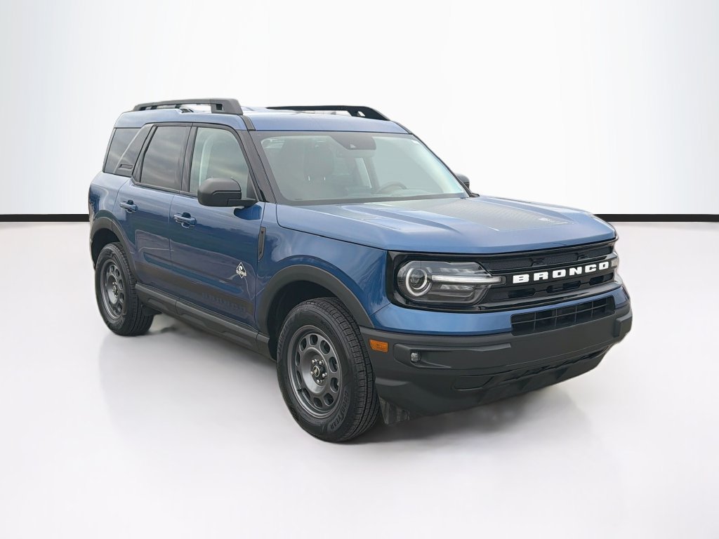 Certified 2023 Ford Bronco Sport Outer Banks AWD/4WD image 3