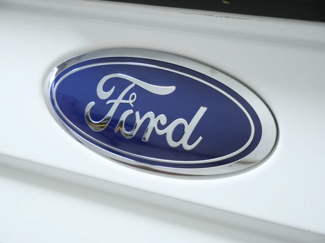 Certified 2022 Ford F350 Lariat w/ Chrome Package AWD/4WD image 8
