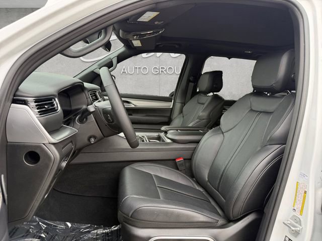 Used 2025 Jeep Wagoneer Series II w/ Convenience Group I image 19