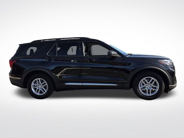 Certified 2025 Ford Explorer Active image 10