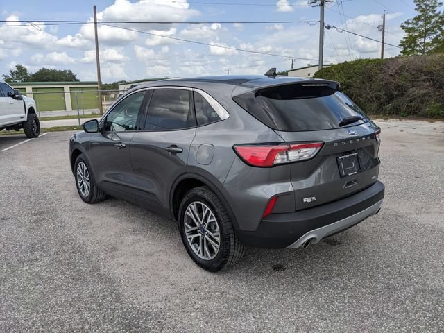 Certified 2022 Ford Escape SEL w/ Technology Package AWD/4WD image 6