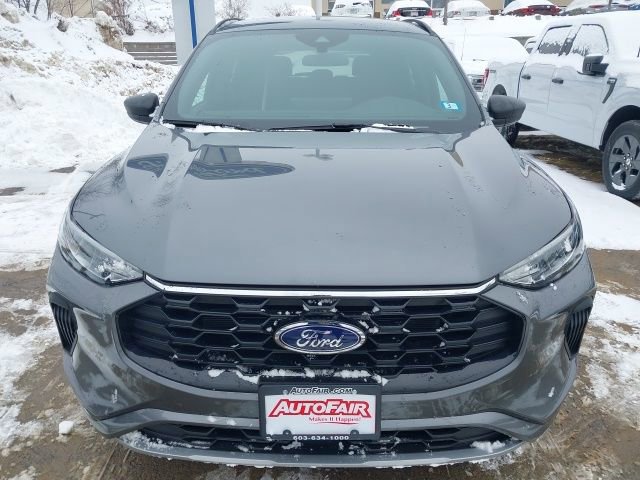 Certified 2024 Ford Escape ST-Line w/ Tech Pack #1 image 9