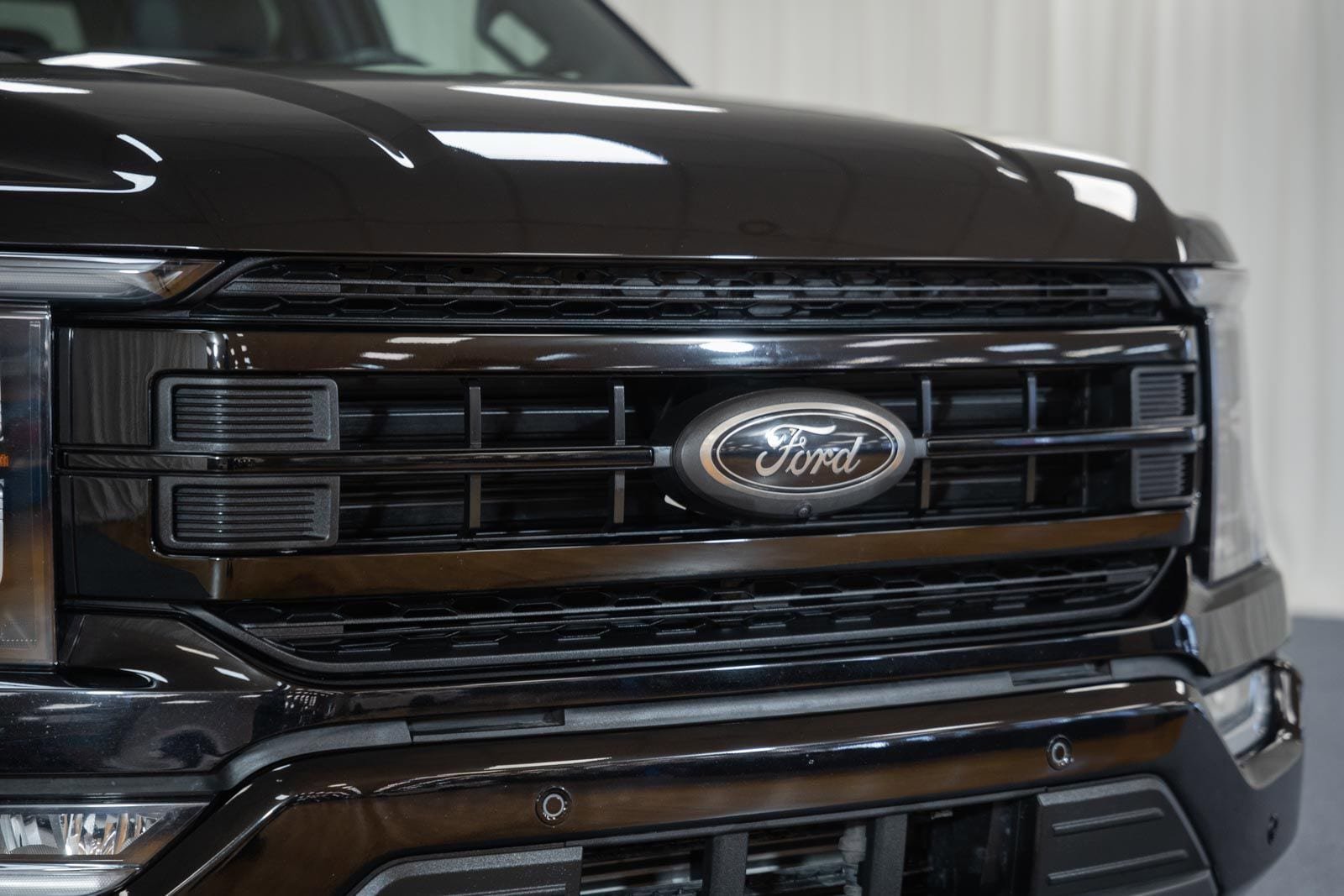 Certified 2023 Ford F150 Lariat w/ Equipment Group 502A High AWD/4WD image 14