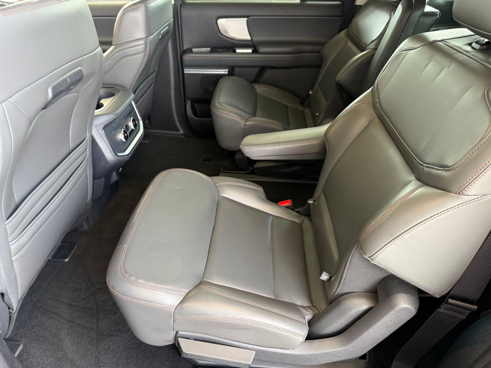 Certified 2025 Ford Expedition Max Active AWD/4WD image 26