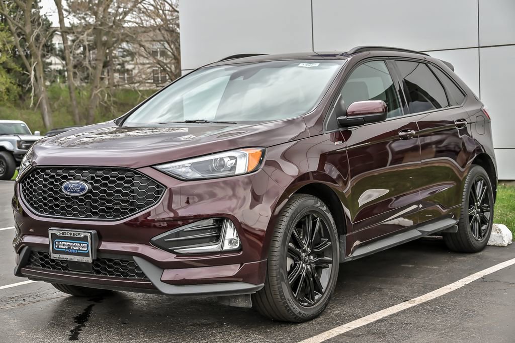 Certified 2024 Ford Edge ST-Line AWD/4WD image 5