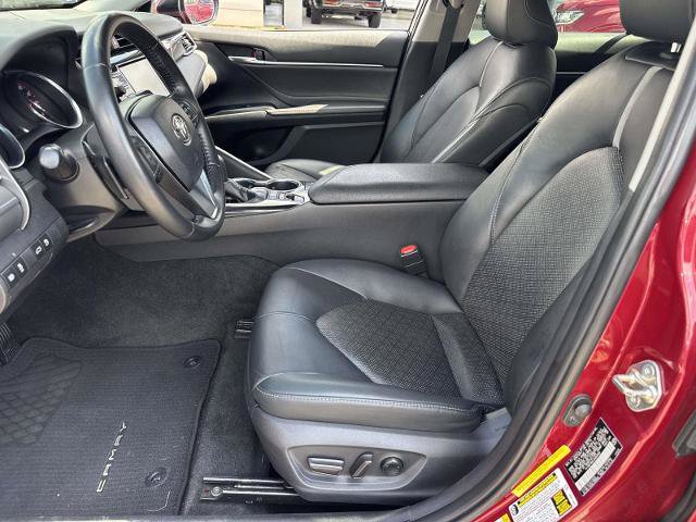 Used 2018 Toyota Camry XSE FWD image 16