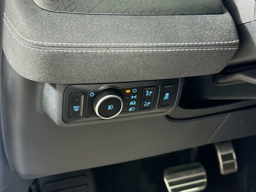 Certified 2025 Ford Mustang Mach-E GT AWD/4WD image 15