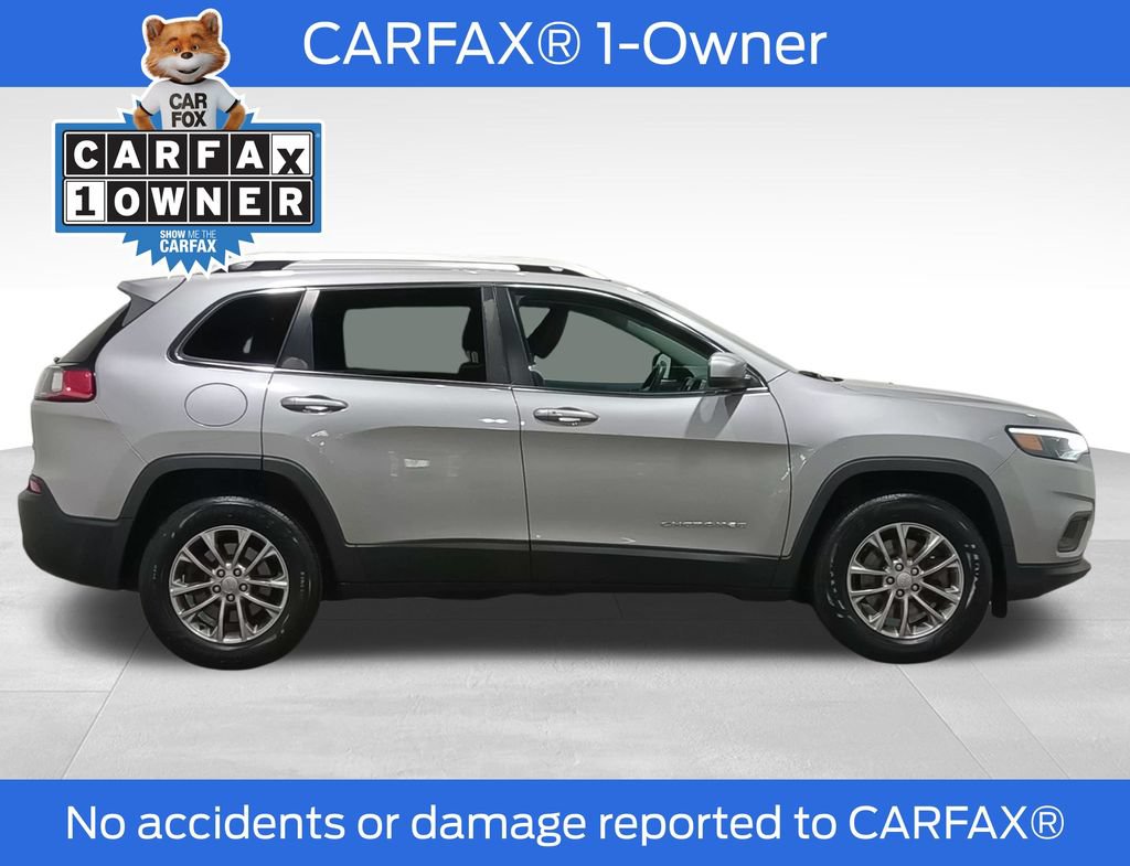 Used 2020 Jeep Cherokee Latitude Plus w/ Cold Weather Group AWD/4WD image 2