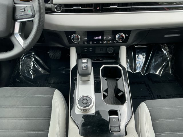 Used 2025 Mitsubishi Outlander SE AWD/4WD image 15