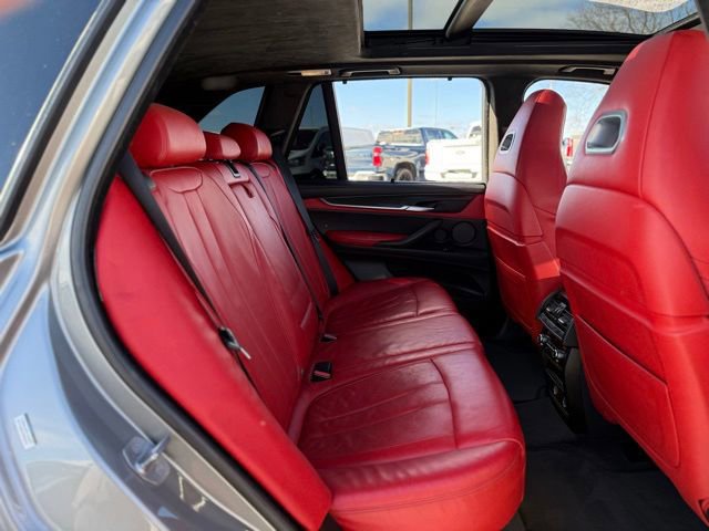 Used 2017 BMW X5 M image 32