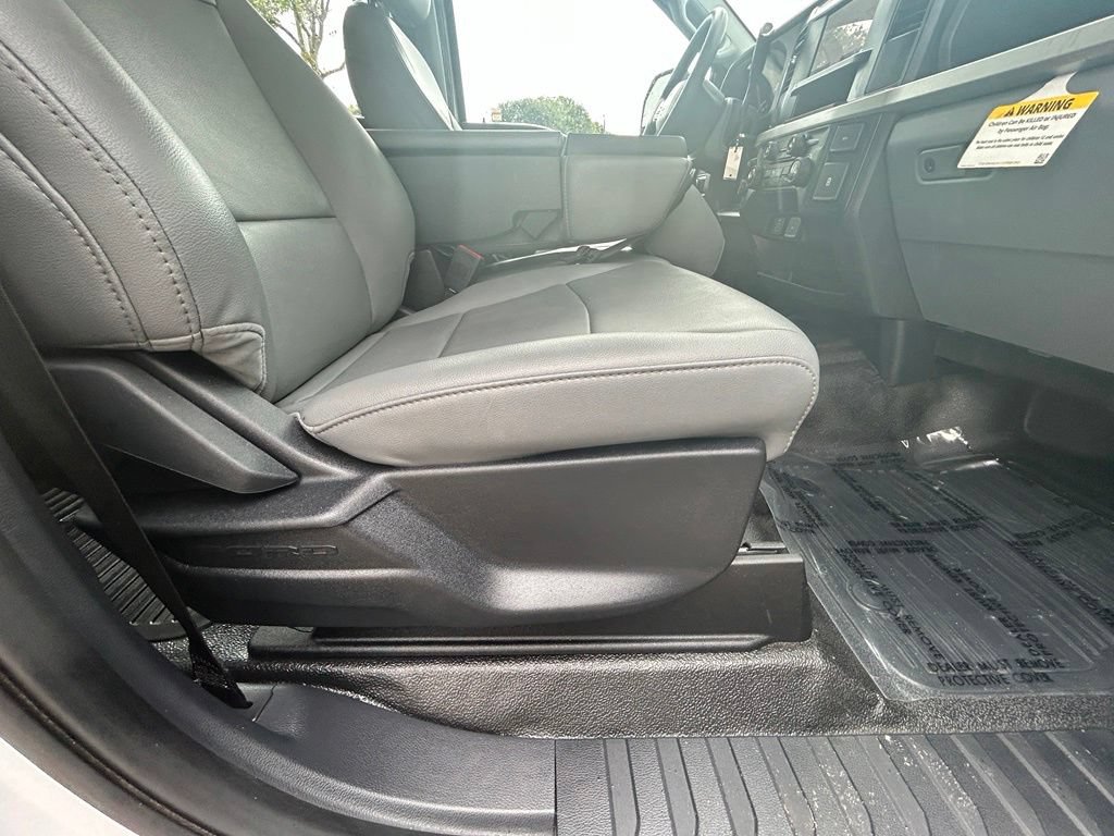 Certified 2025 Ford F450 XL AWD/4WD image 26