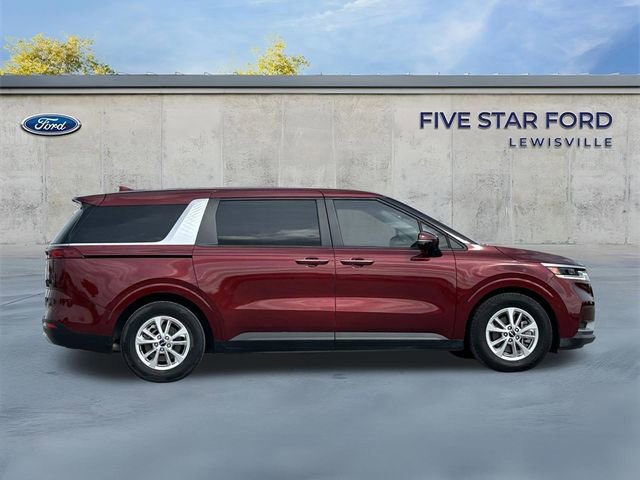 Used 2022 Kia Carnival LX image 3