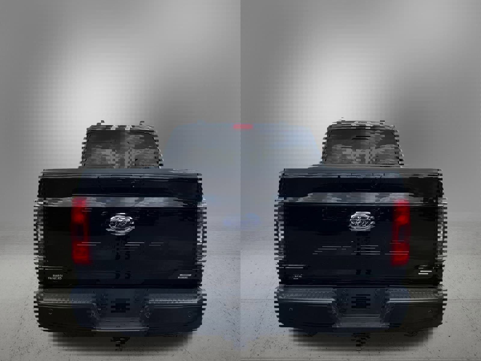 Certified 2022 Ford F150 XLT w/ Equipment Group 302A High image 4