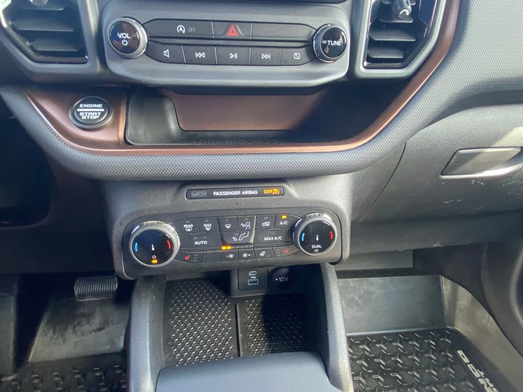 Certified 2022 Ford Bronco Sport Outer Banks AWD/4WD image 17