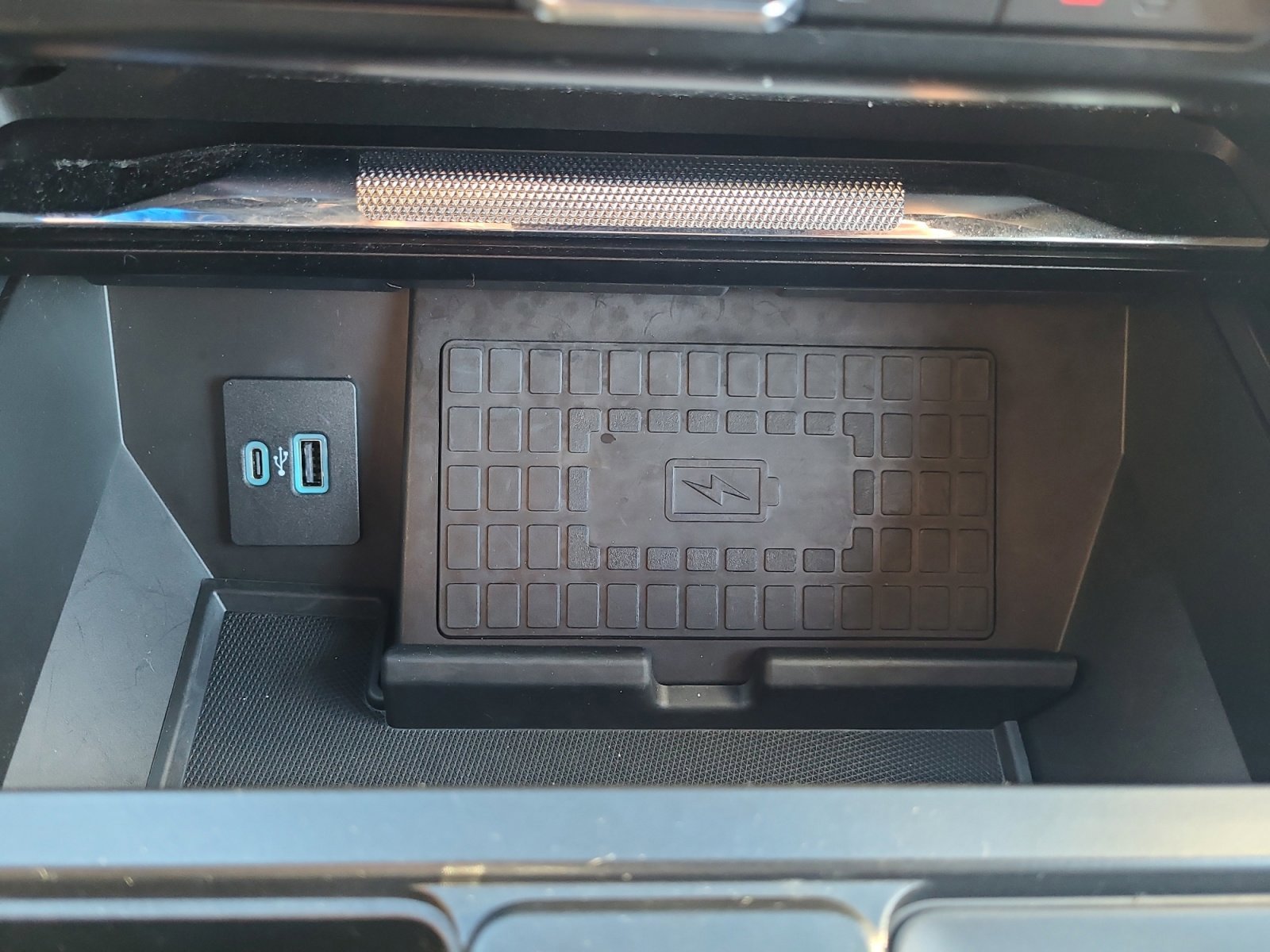 Certified 2022 Ford F150 Lariat w/ Equipment Group 502A High image 34