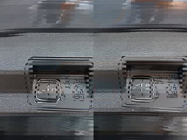 Certified 2025 Ford Explorer ST-Line image 29